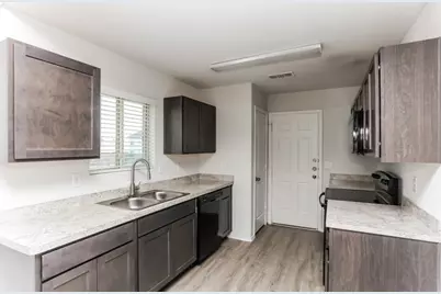 1607 Mark Lane, Ennis, TX 75119 - Photo 4