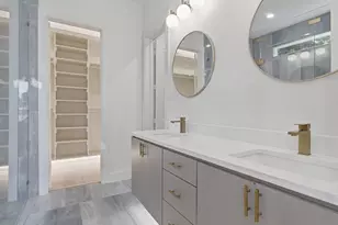 2329 Stoneman St, Dallas, TX 75215 - Photo 6