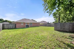 330 Schumacher Dr, Burleson, TX 76028 - Photo 22
