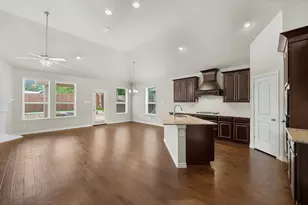 1012 Lake Sierra Wy, Little Elm, TX 75068 - Photo 10