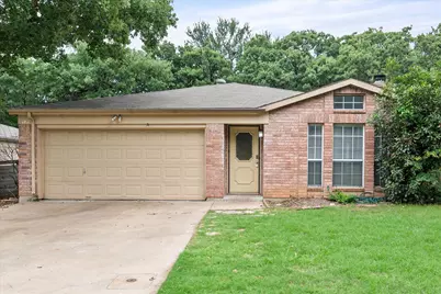 1217 Hidden Creek Drive, Mansfield, TX 76063 - Photo 2