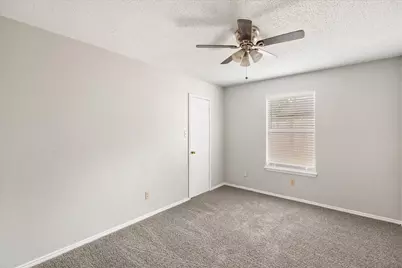 1217 Hidden Creek Drive, Mansfield, TX 76063 - Photo 18