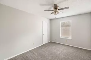 1217 Hidden Creek Dr, Mansfield, TX 76063 - Photo 18