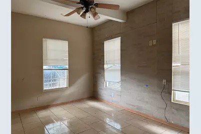3300 N Pecan Street, Fort Worth, TX 76106 - Photo 10
