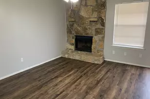 1604 Sun Valley Dr, Cleburne, TX 76033 - Photo 10