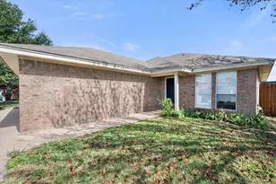 301 Schumacher Dr, Burleson, TX 76028 - Photo 16