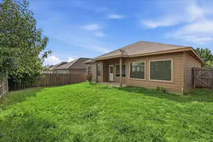720 Rio Bravo Dr, Fort Worth, TX 76052 - Photo 34