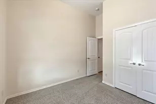 720 Rio Bravo Dr, Fort Worth, TX 76052 - Photo 14