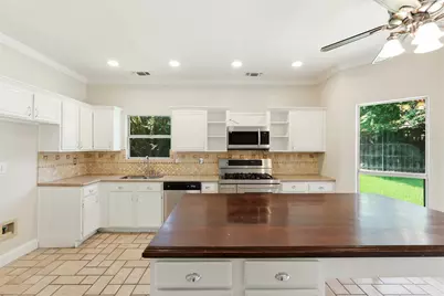 1517 Lodengreen Court, Plano, TX 75023 - Photo 10
