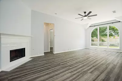 5905 Sandalwood Drive, McKinney, TX 75072 - Photo 4