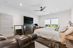 809 Meadowbend Loop S, Grapevine, TX 76051 - Photo 16