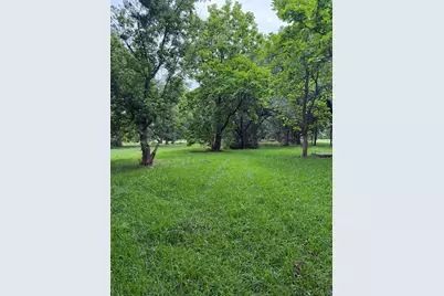 510 Braz Street, Bonham, TX 75418 - Photo 2
