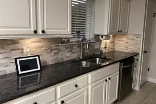 341 Cedarwood Ln, Hewitt, TX 76643 - Photo 8