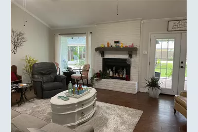 341 Cedarwood Lane, Hewitt, TX 76643 - Photo 2