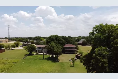 125 Lewis Drive, Little Elm, TX 75068 - Photo 10