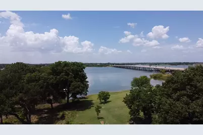 125 Lewis Drive, Little Elm, TX 75068 - Photo 14