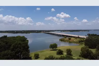 125 Lewis Drive, Little Elm, TX 75068 - Photo 2