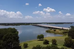 125 Lewis Dr, Little Elm, TX 75068 - Photo 2