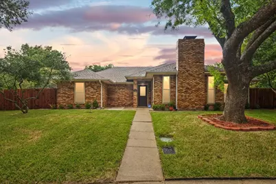 107 Buffalo Creek Circle, Waxahachie, TX 75165 - Photo 1