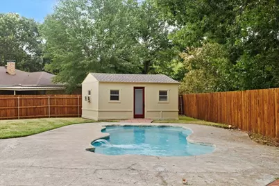 107 Buffalo Creek Circle, Waxahachie, TX 75165 - Photo 34