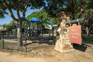 1425 Thistlewood Ln, Grapevine, TX 76051 - Photo 24