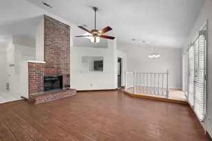 1425 Thistlewood Ln, Grapevine, TX 76051 - Photo 2