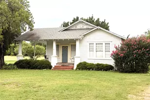709 W St Charles St, Eastland, TX 76448 - Photo 2
