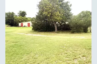 709 W Saint Charles Street, Eastland, TX 76448 - Photo 4