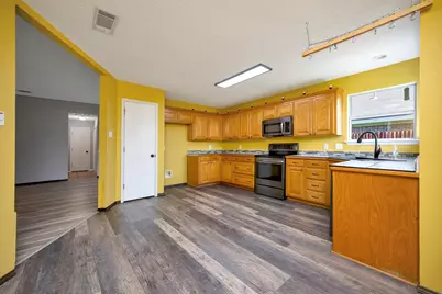 509 Birch Street, Crowley, TX 76036 - Photo 12