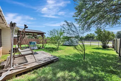 509 Birch Street, Crowley, TX 76036 - Photo 38
