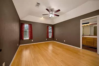 509 Birch Street, Crowley, TX 76036 - Photo 14