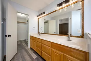 509 Birch St, Crowley, TX 76036 - Photo 18