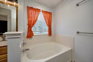 509 Birch St, Crowley, TX 76036 - Photo 20
