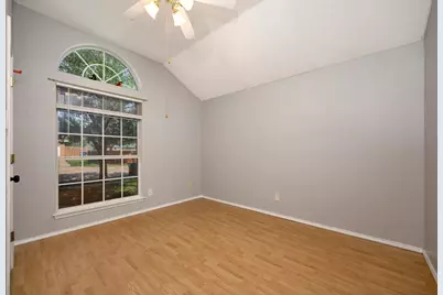 509 Birch Street, Crowley, TX 76036 - Photo 22