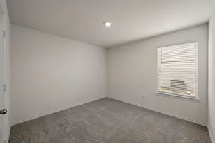 2315 Hydrangea Dr, Pilot Point, TX 76258 - Photo 30