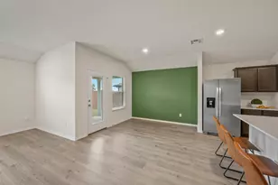 2315 Hydrangea Dr, Pilot Point, TX 76258 - Photo 12
