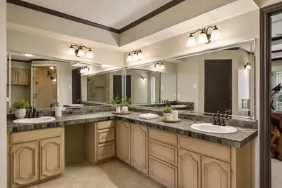 4008 Fairlakes Drive, Dallas, TX 75228 - Photo 18