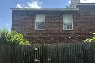 3917 Brandon Park Dr, Garland, TX 75044 - Photo 16