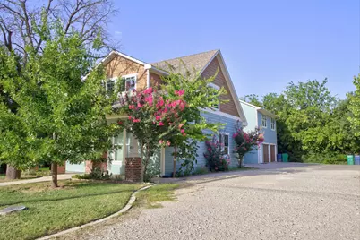 414 Fulton Street, Denton, TX 76201 - Photo 2