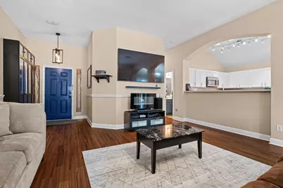403 Creek Point Lane, Arlington, TX 76002 - Photo 6