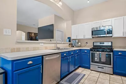 403 Creek Point Lane, Arlington, TX 76002 - Photo 10