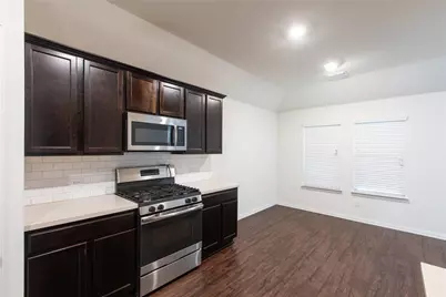 905 Silverbell Street, Princeton, TX 75407 - Photo 4