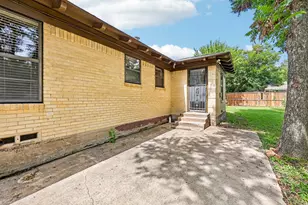 917 Dewitt Cir, Dallas, TX 75224 - Photo 22