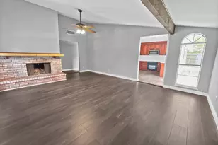 6210 Glenmoor Dr, Garland, TX 75043 - Photo 4