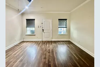 310 S Justin Avenue, Dallas, TX 75211 - Photo 2