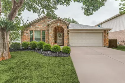 11528 Cactus Springs Drive, Fort Worth, TX 76244 - Photo 2