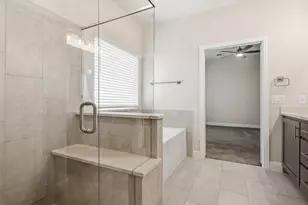 201 Sweetwater Dr, Commerce, TX 75428 - Photo 22
