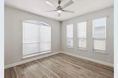 201 Sweetwater Drive, Commerce, TX 75428 - Photo 6