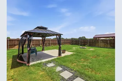 201 Sweetwater Drive, Commerce, TX 75428 - Photo 4