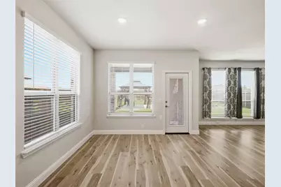 201 Sweetwater Drive, Commerce, TX 75428 - Photo 12